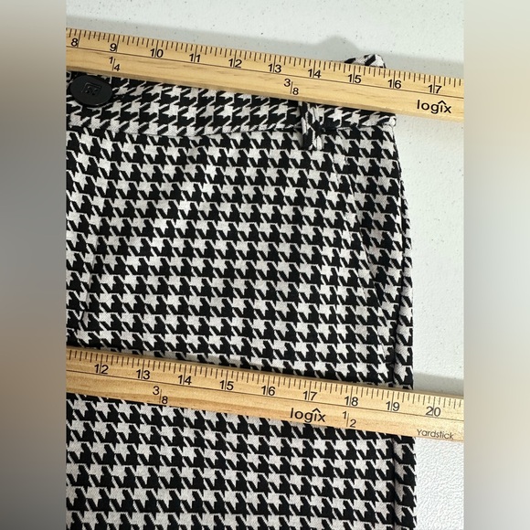 Cabi Style# 3921L Size 10 Black White Houndstooth Trouser Career Pants - Picture 8 of 13